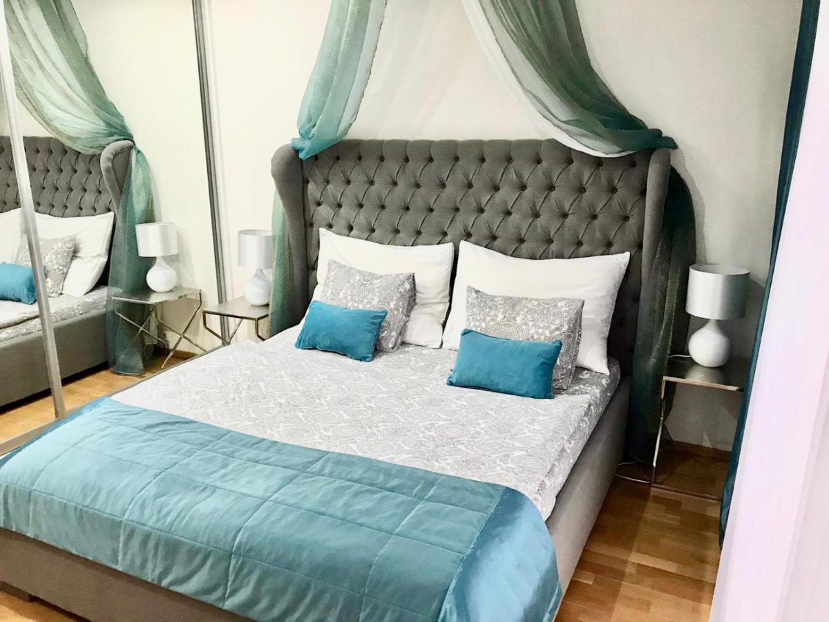 Apartment Korunni Dvur 130M2, 2 Free Parkings 프라하 외부 사진