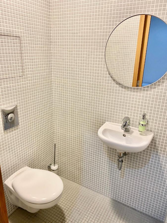 Apartment Korunni Dvur 130M2, 2 Free Parkings 프라하 외부 사진